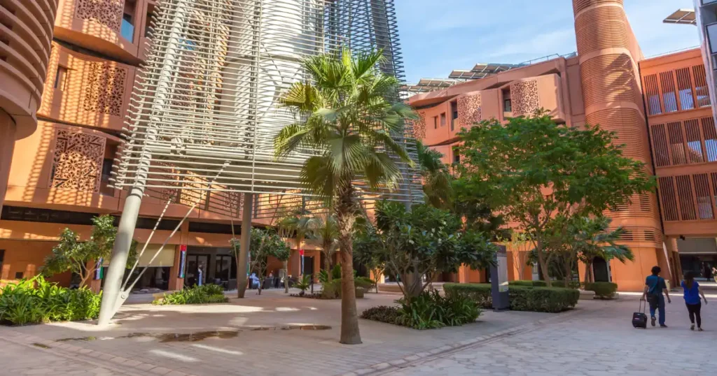 How Can Businesses And Startups Collaborate With Masdar City Initiatives? How Can Businesses And Startups Collaborate With Masdar City Initiatives?